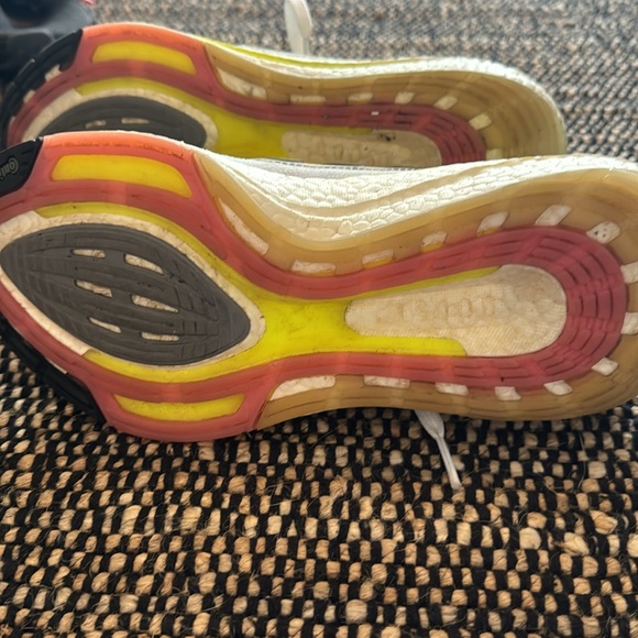 Adidas Ultra boost Primeblue - Picture 5 of 5